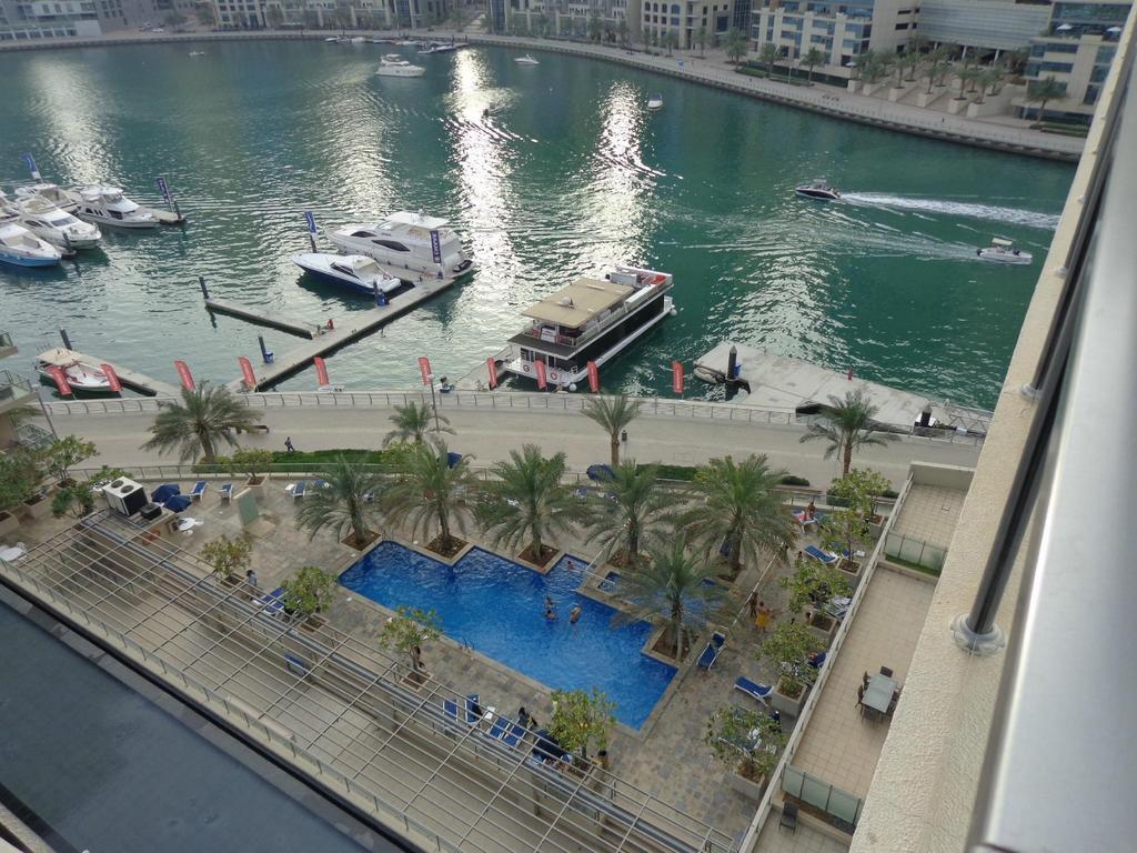 Nuran Marina Aparthotel Dubai Exterior photo